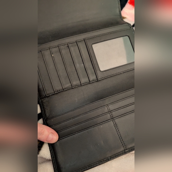 COACH VINTAGE KRISTIN Black Leather Billfold Wallet EUC - Picture 4 of 8